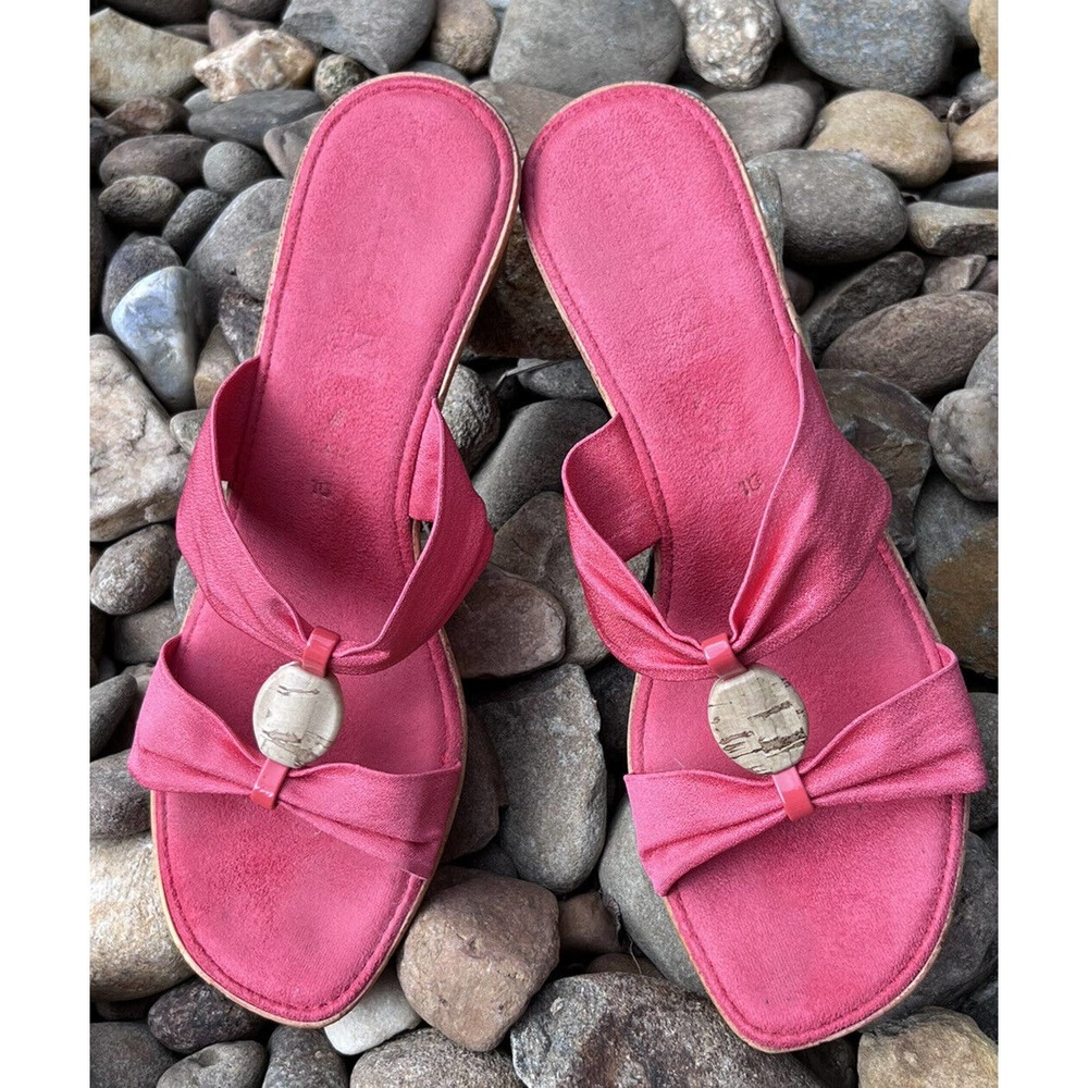 Italian Shoemakers Fuchsia Sandals with Bow Accent
